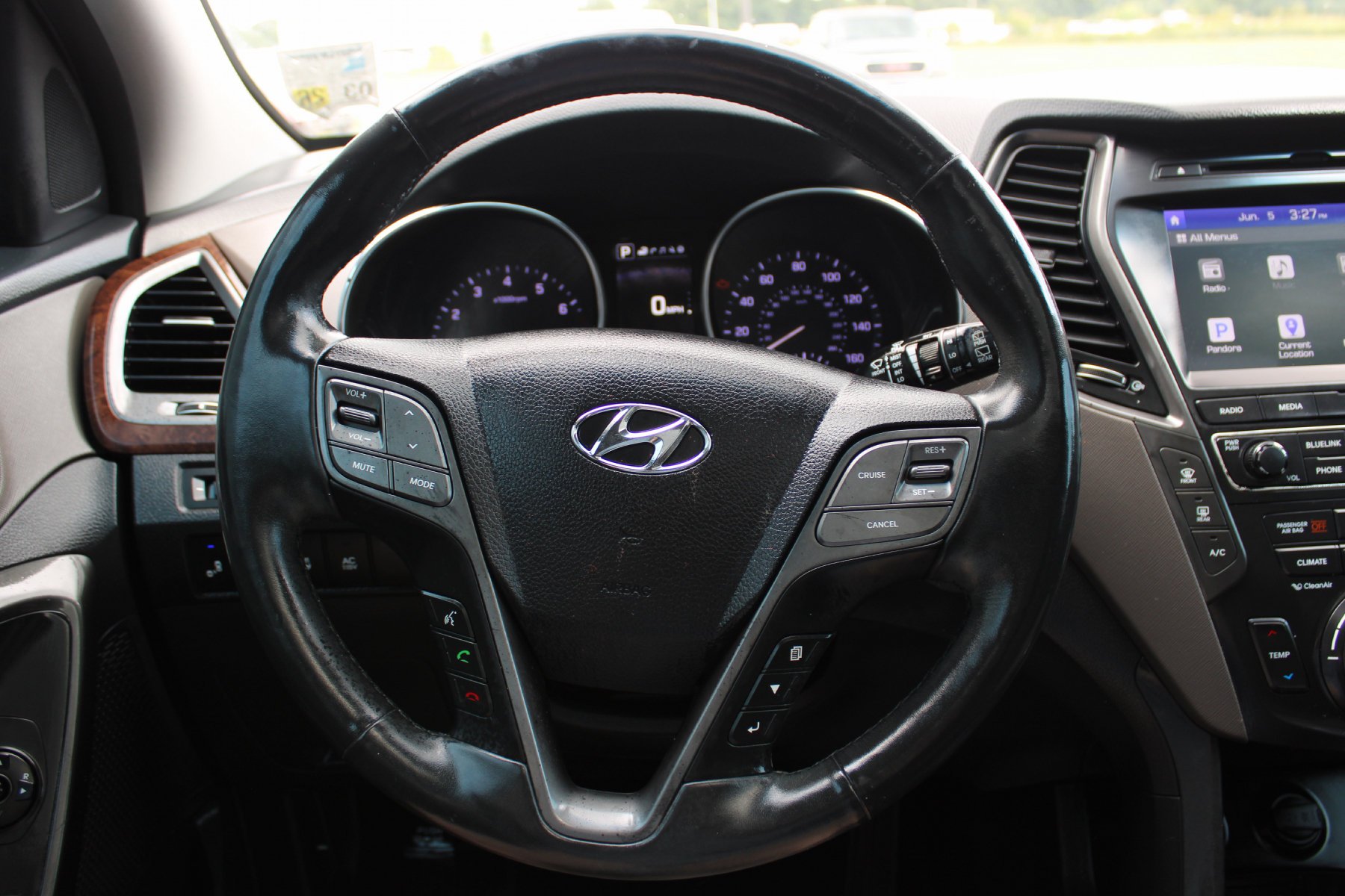 Used 2018 Becketts Black Hyundai Limited Ultimate 3.3L Auto image 8