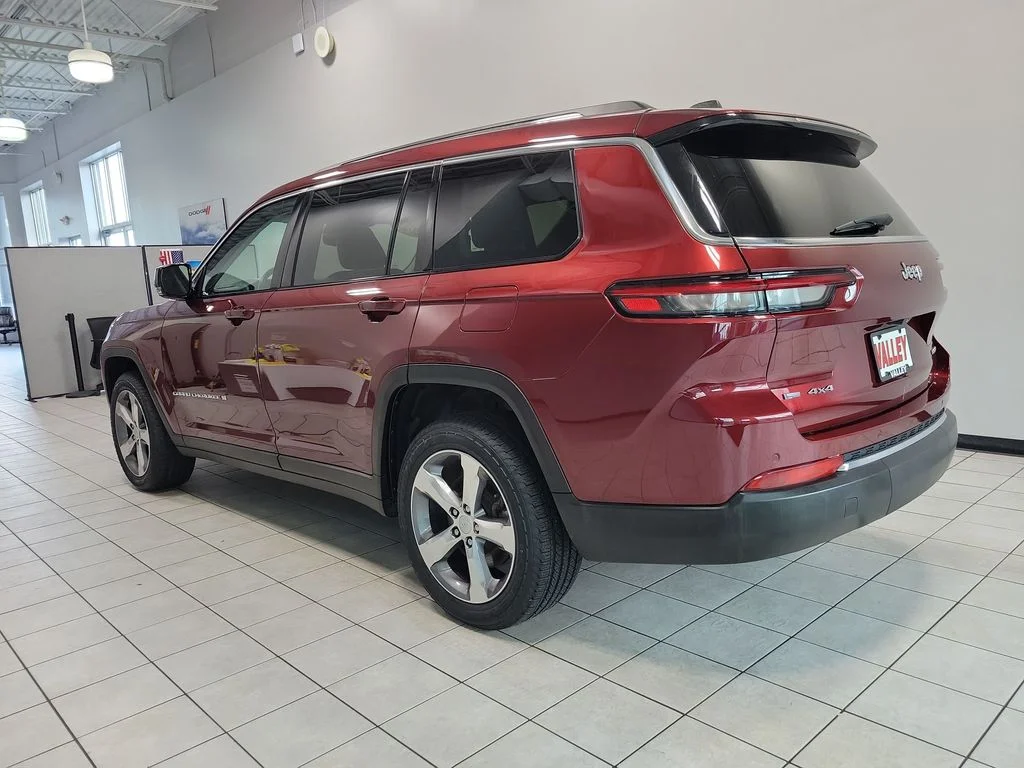 Used 2021 Red Jeep Limited image 6