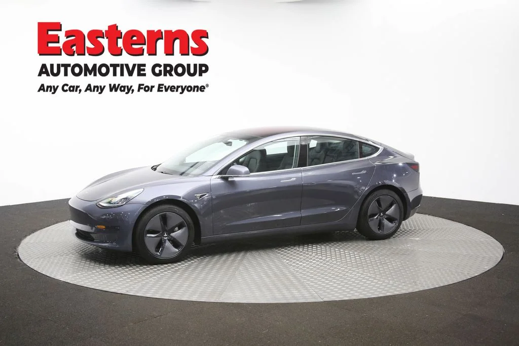 Used 2018 Gray Tesla Long Range image 54