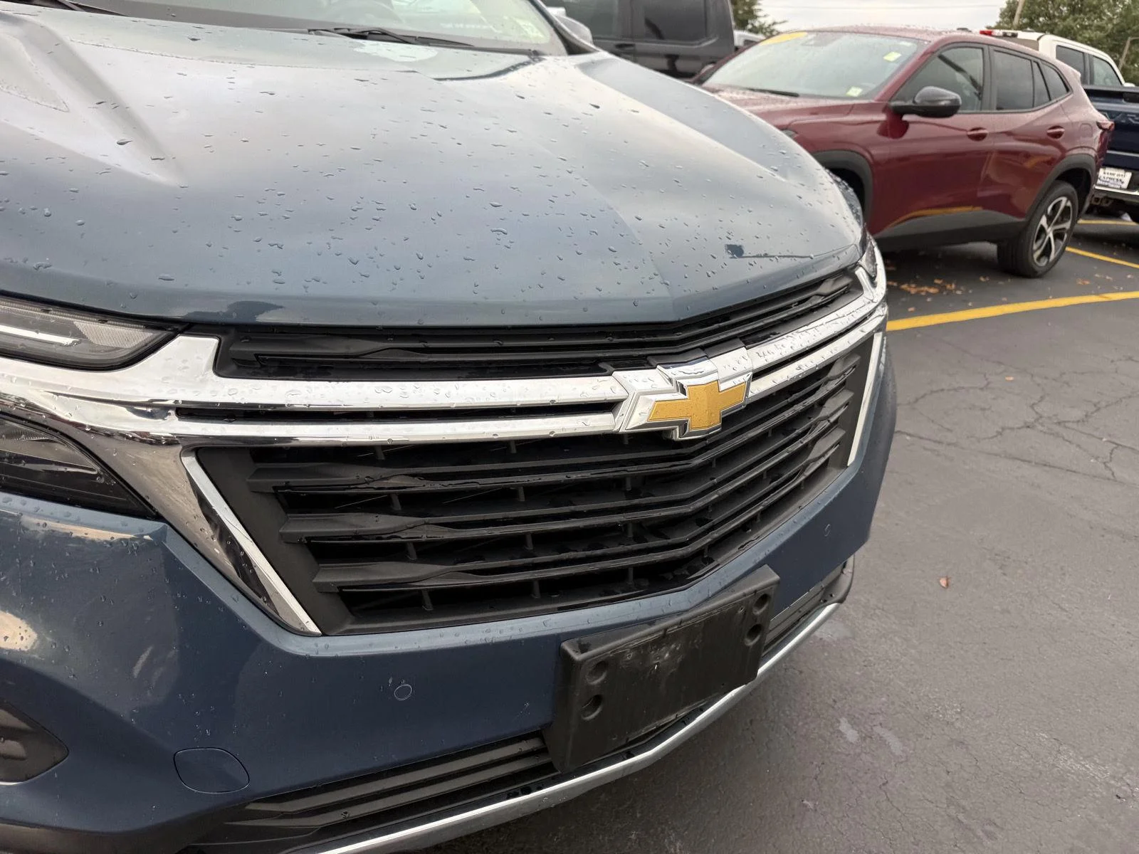 Used 2024 Lakeshore Blue Metallic Chevrolet LT image 8