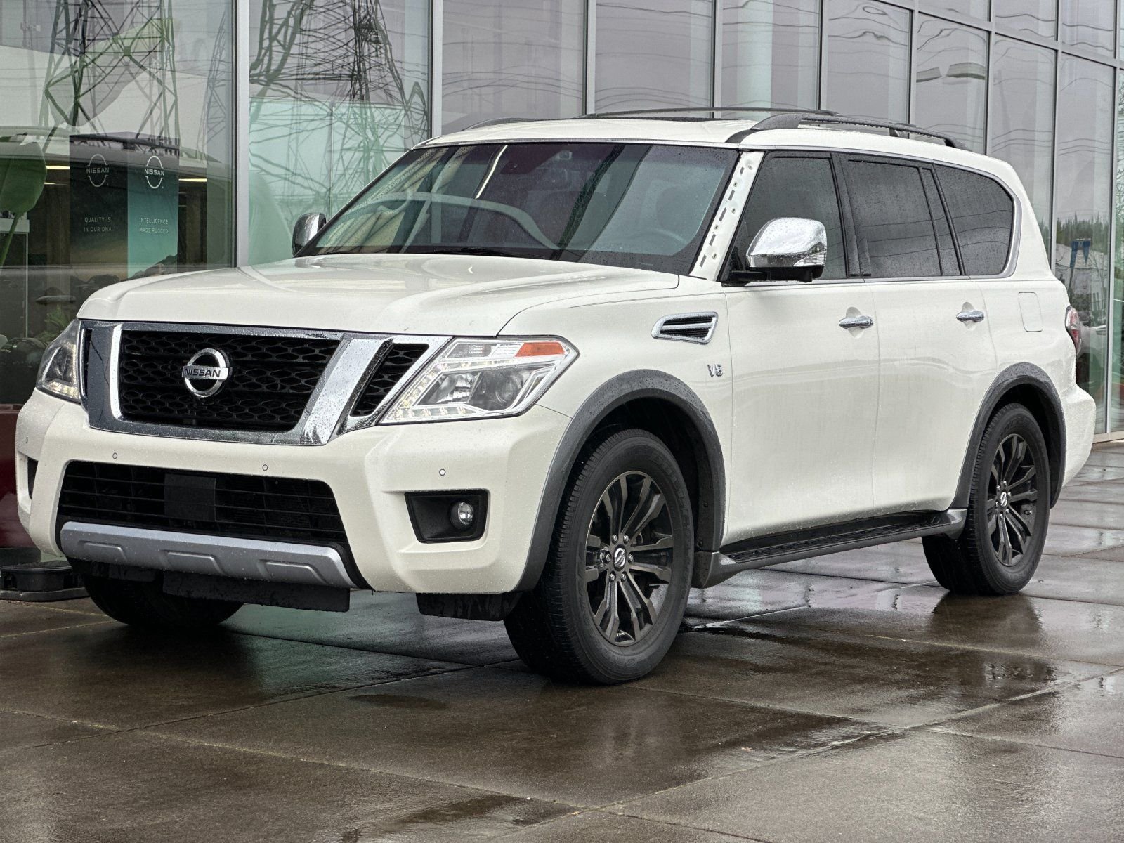 Used 2017 Pearl White Nissan Platinum image 7