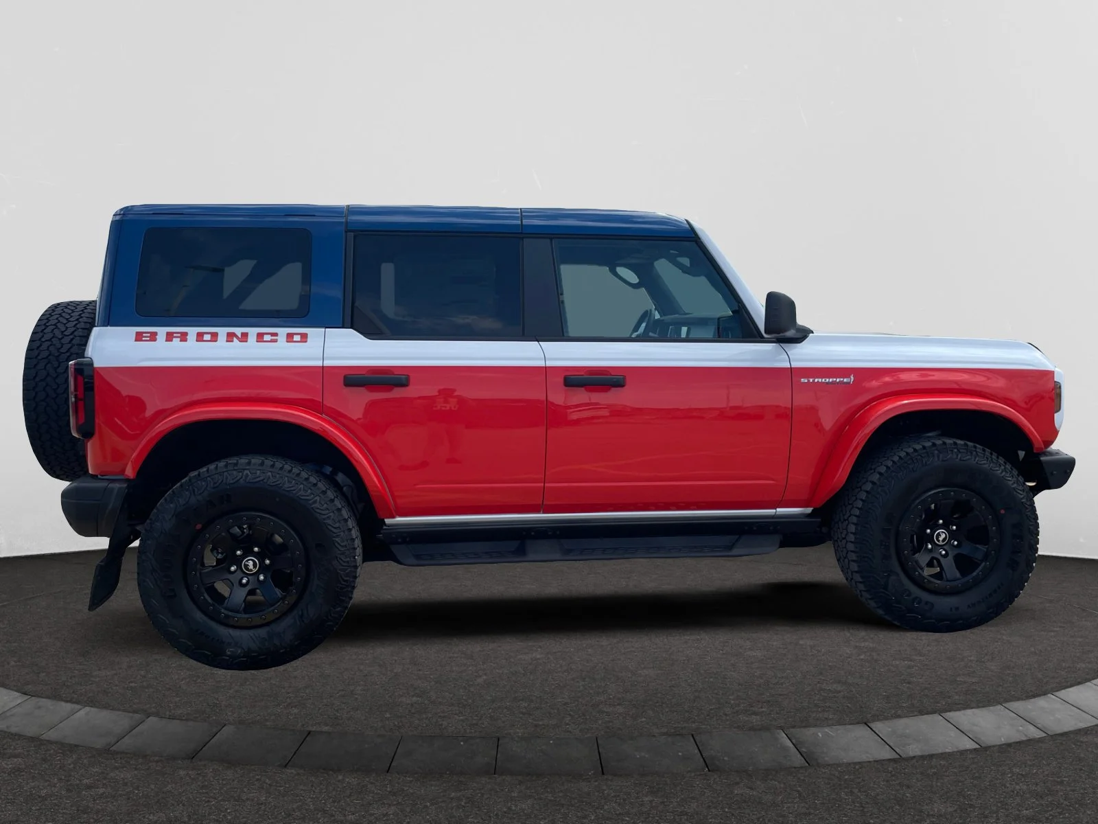 New 2026 Oxford White Ford Stroppe Edition image 6