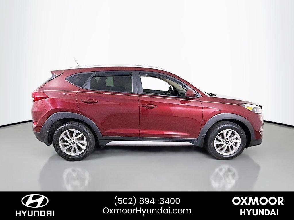 2017 Hyundai Tucson SE - Photo 8