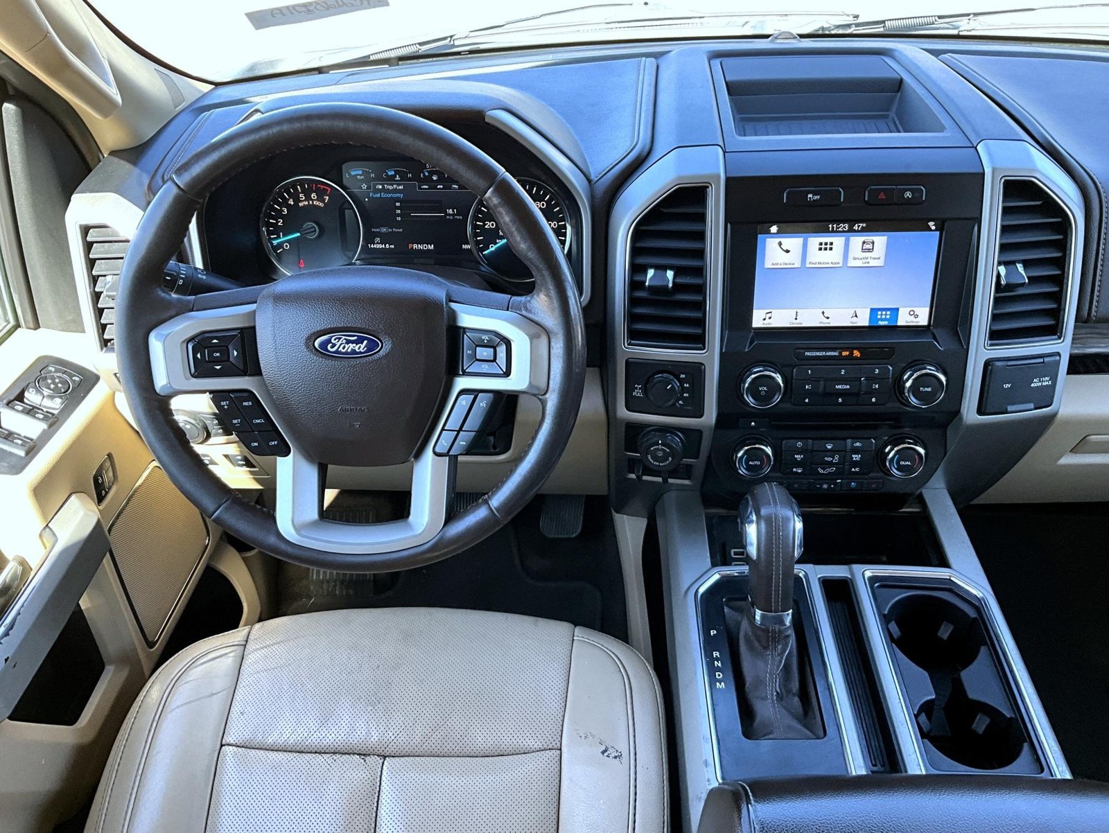 Used 2018 White Ford Lariat image 13