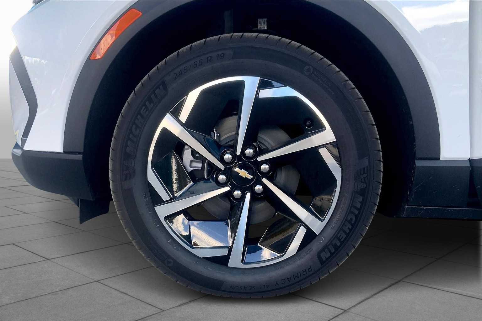 2026 Chevrolet Equinox EV 2LT - Photo 11