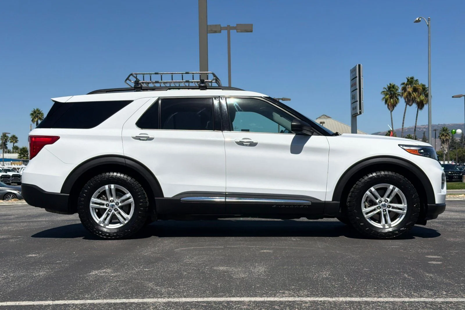 Used 2020 White Ford XLT image 3