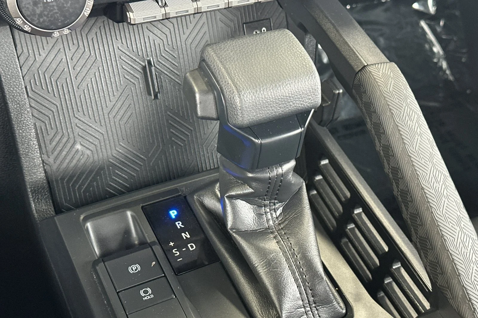 Certified Used 2025 Ice Cap Toyota SR image 17