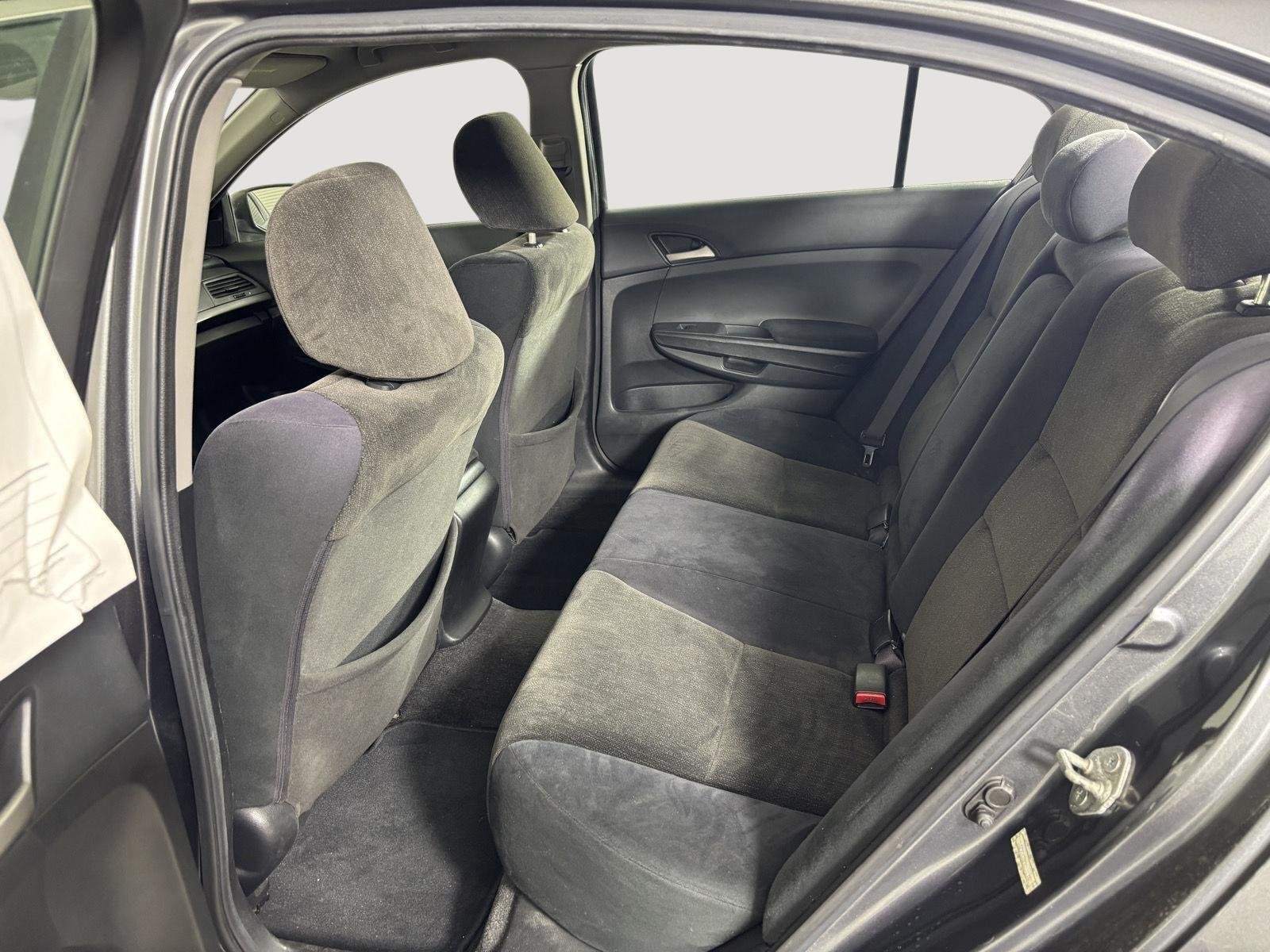 Used 2009 Polished Metal Metallic Honda LX image 7