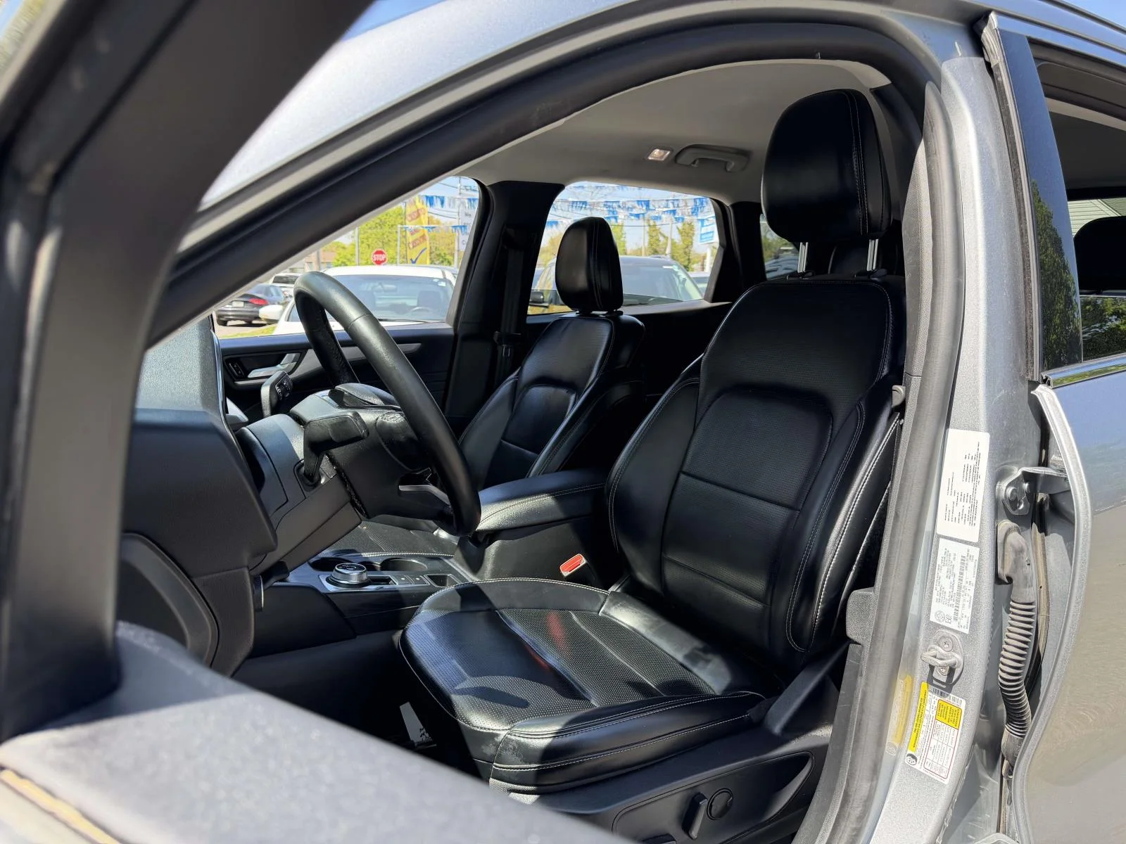 Used 2024 Silver Ford Platinum image 23