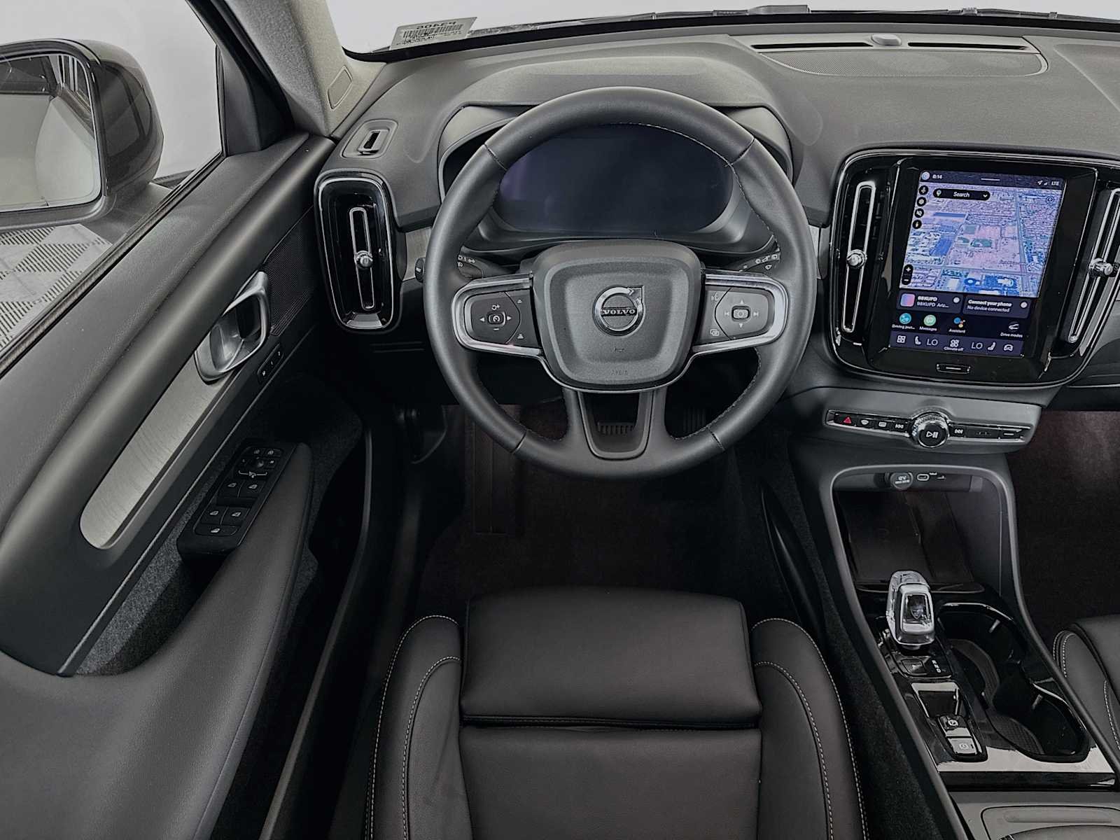 2025 Volvo XC40 Plus - Photo 21