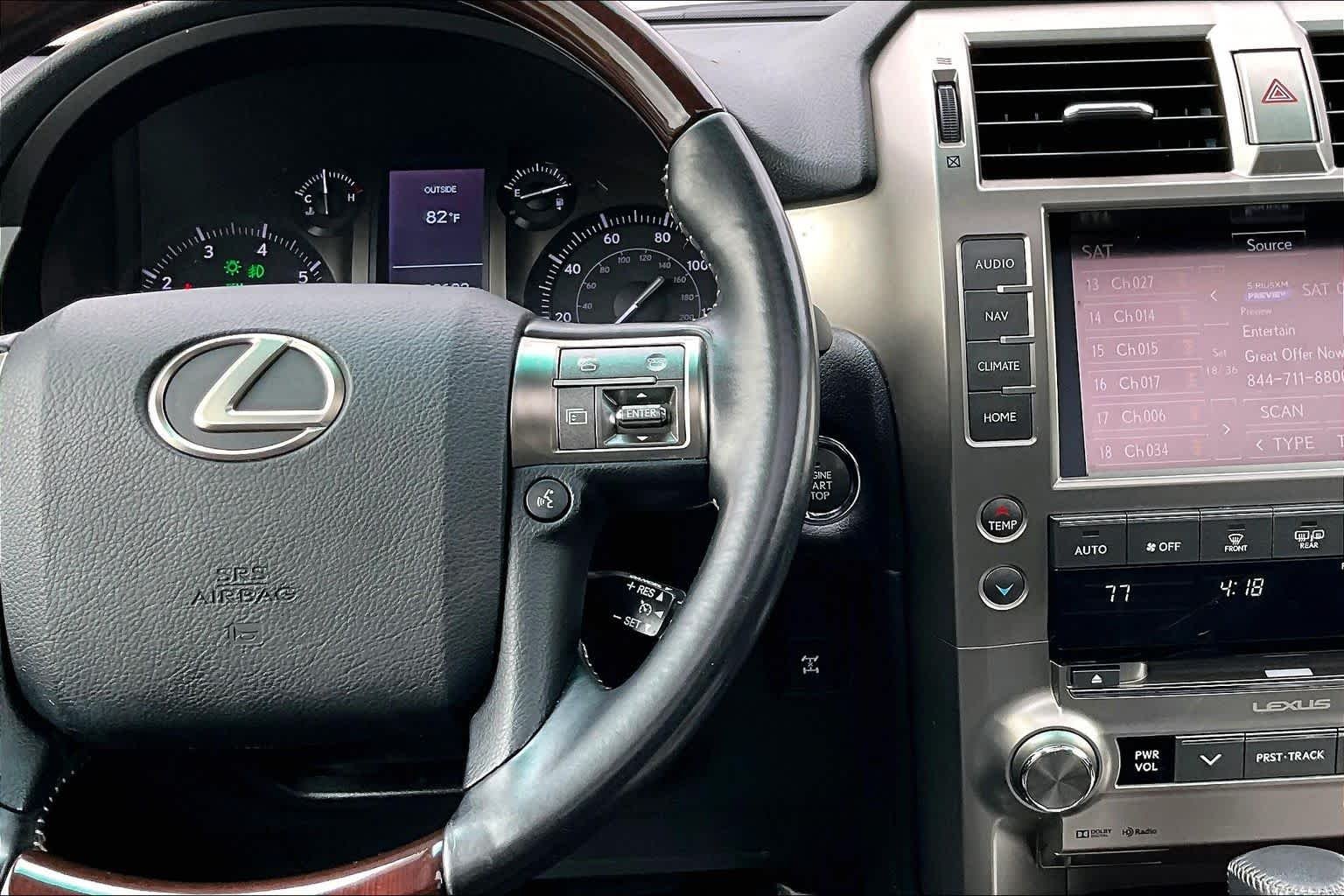 Used 2019 Starfire Pearl Lexus Premium image 25