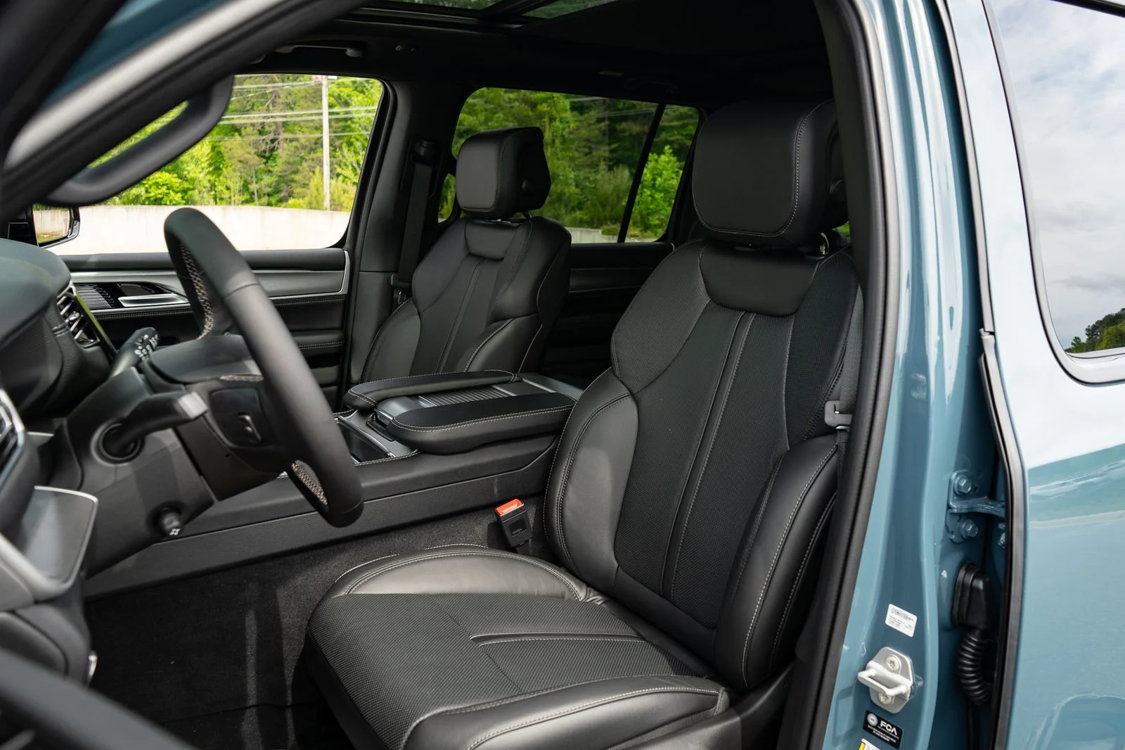 New 2026 Steel Blue Exterior Paint Jeep Upland image 15