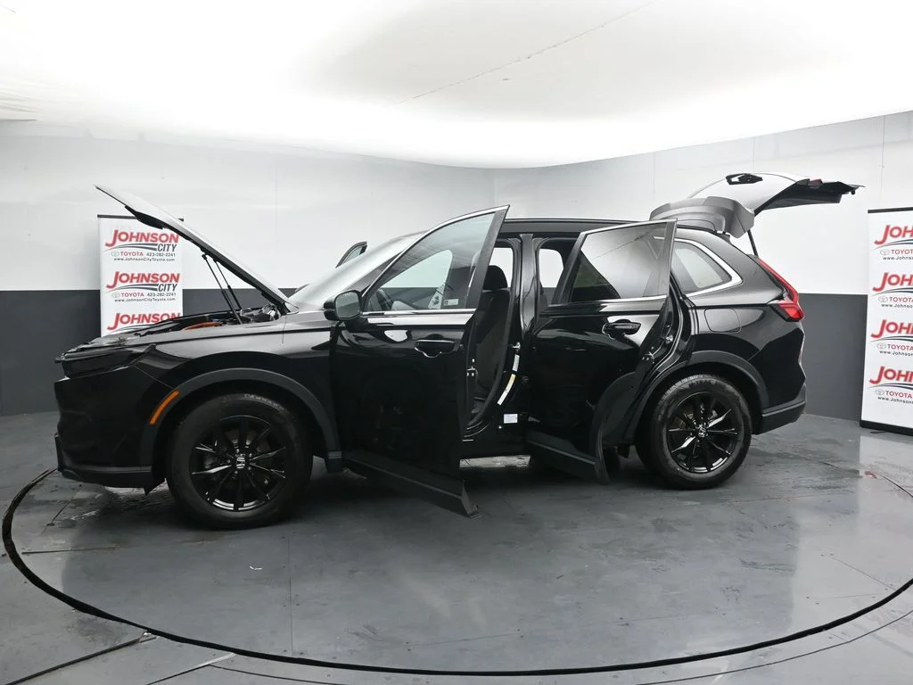 Used 2024  Honda Sport image 43