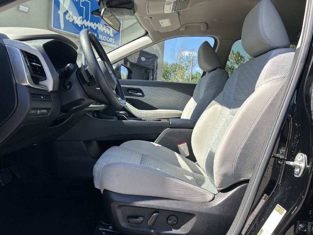 Used 2023 Black Nissan SV image 13