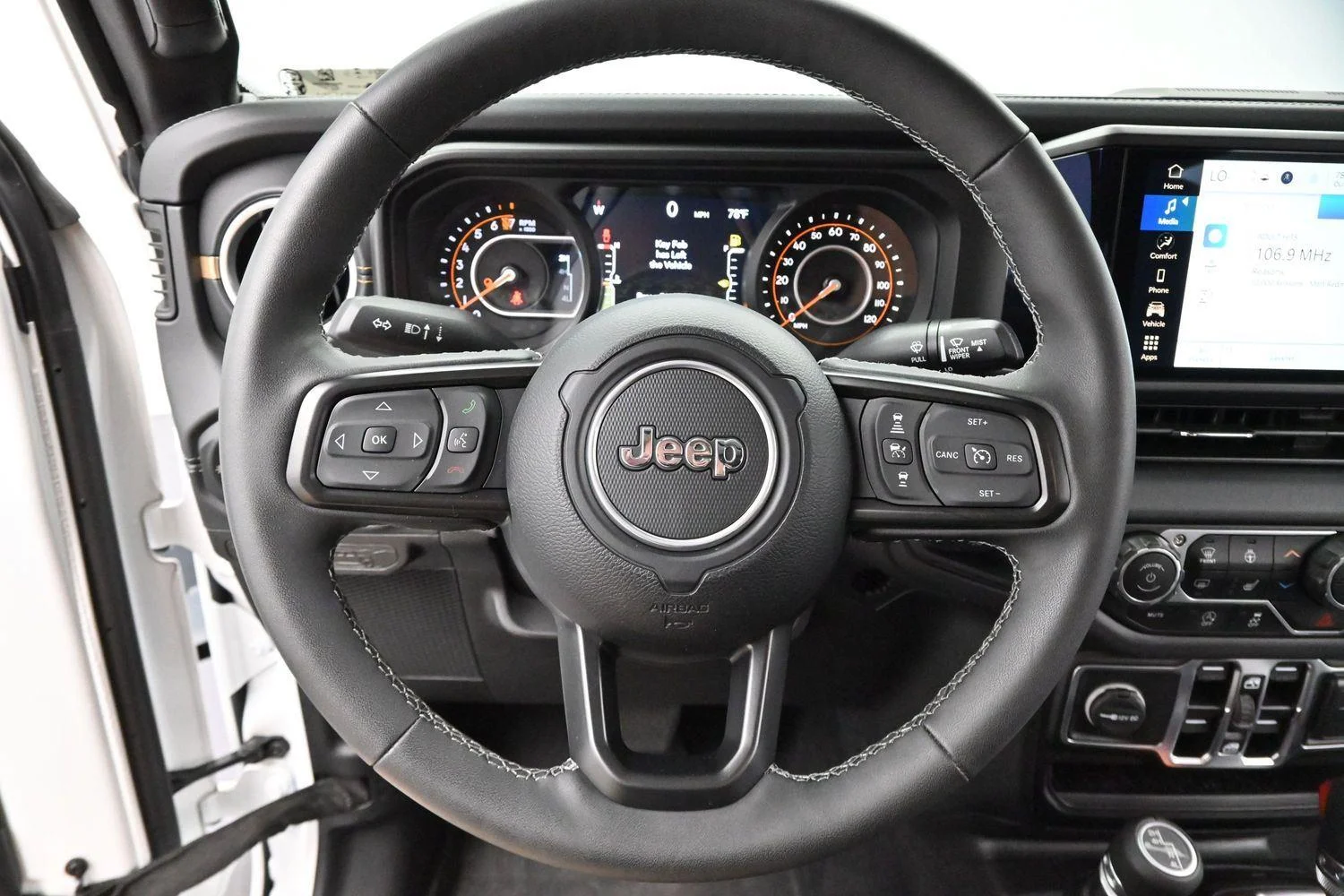 Used 2025 White Jeep High Tide image 14