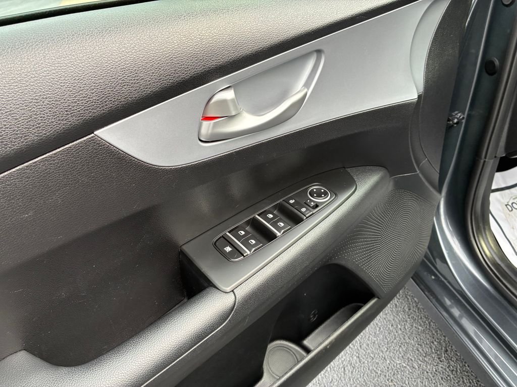 Used 2024 Gray Kia LX image 9