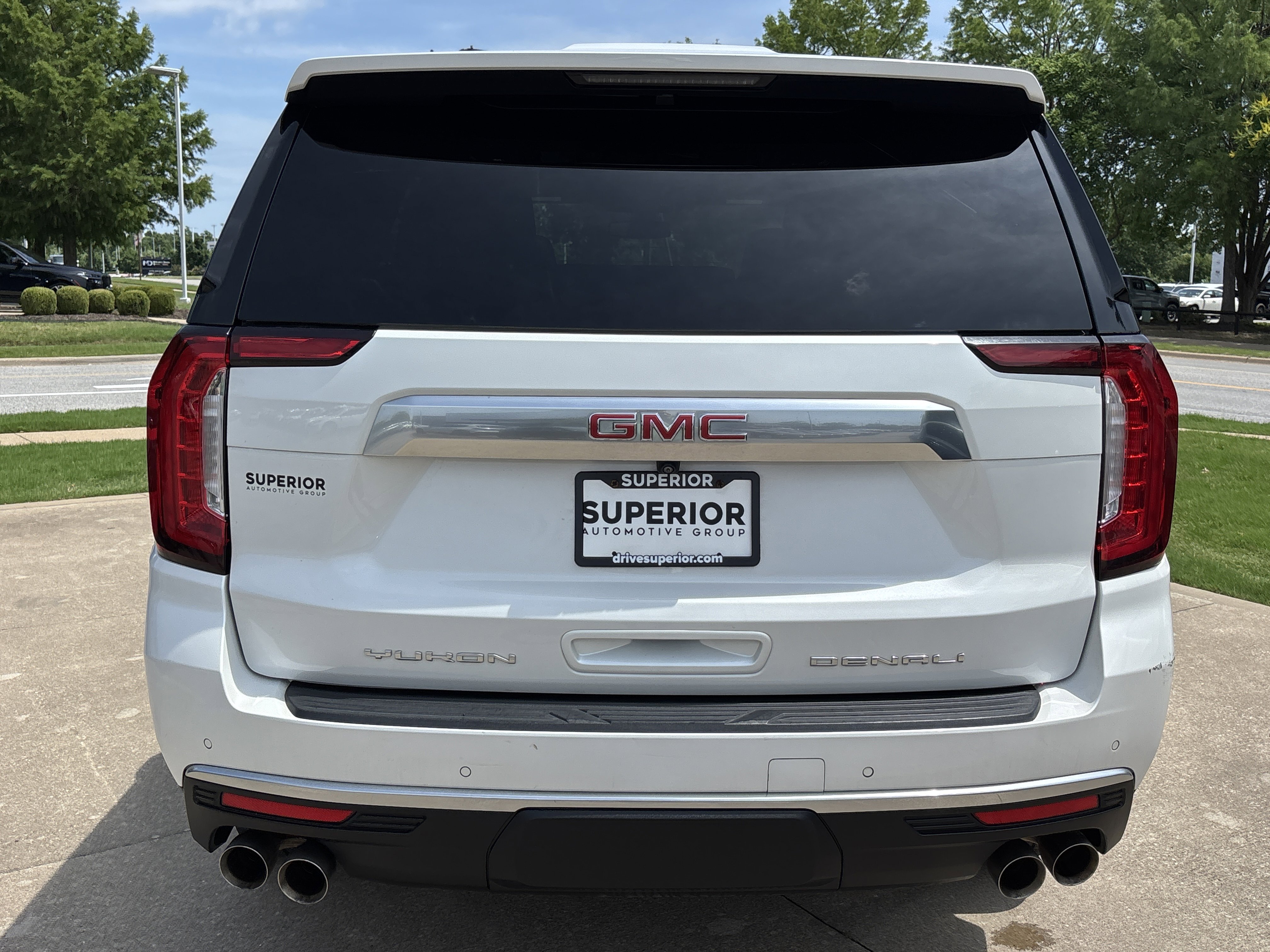 Used 2022 White Frost Tricoat GMC Denali 4WD image 5