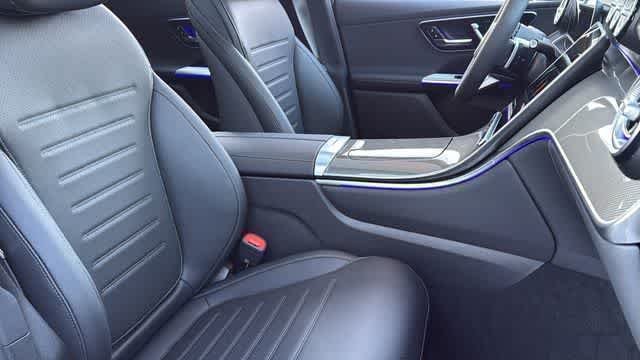 Certified Used 2026 Black Mercedes-Benz GLC 300 image 35