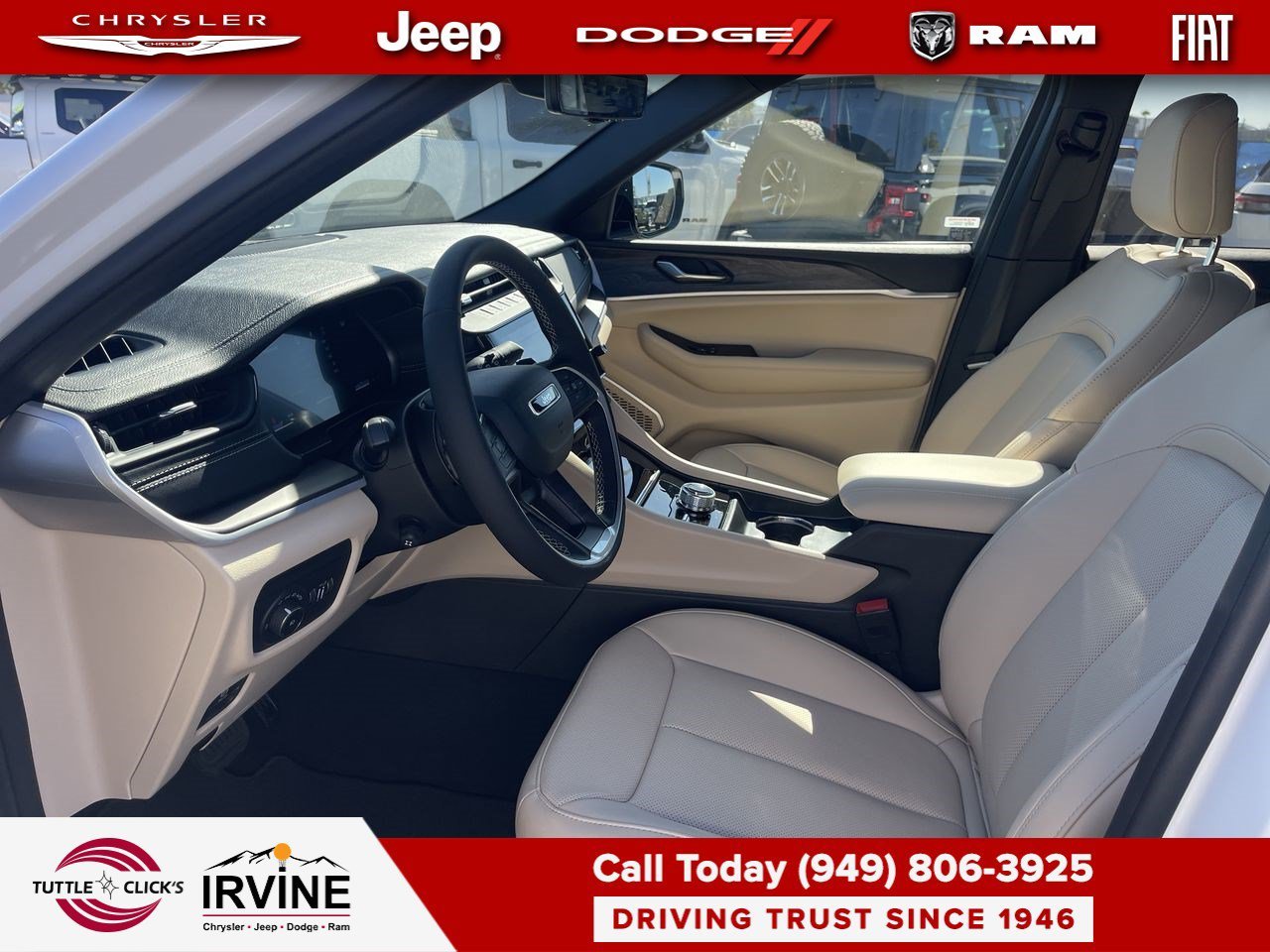New 2026 Bright White Clear-Coat Exterior Paint Jeep Limited image 17