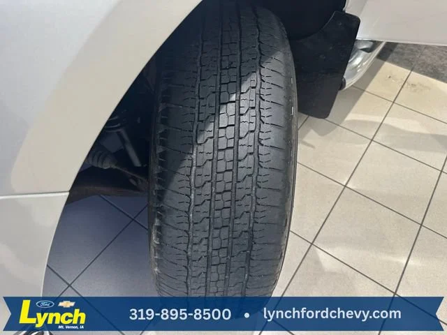 Used 2011  Ford XLT image 25