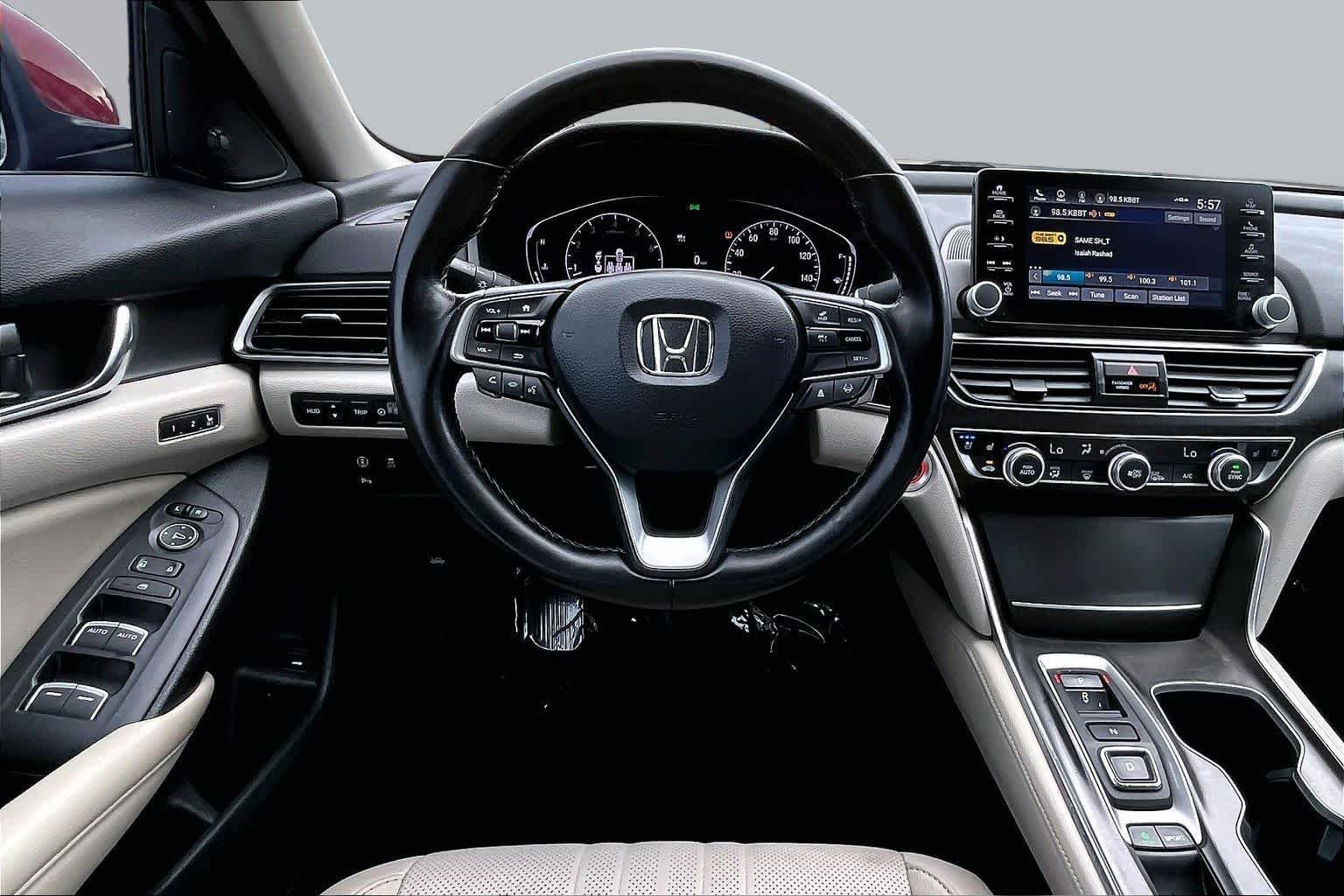 Used 2021 Radiant Red Metallic Honda Touring image 6