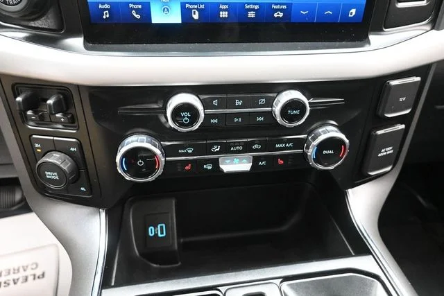 Certified Used 2023 Avalanche Ford XLT image 18