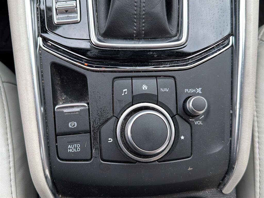 Used 2020 Deep Crystal Blue Mica Mazda Grand Touring image 18