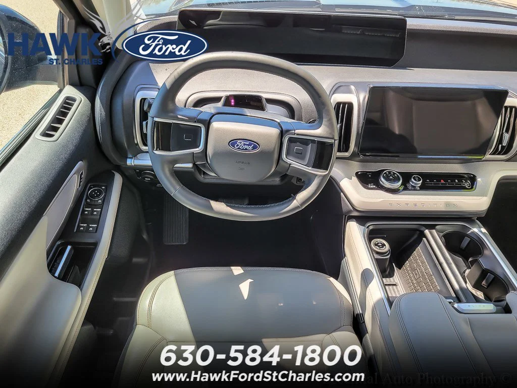 Certified Used 2025 Agate Black Metallic Ford Active image 15