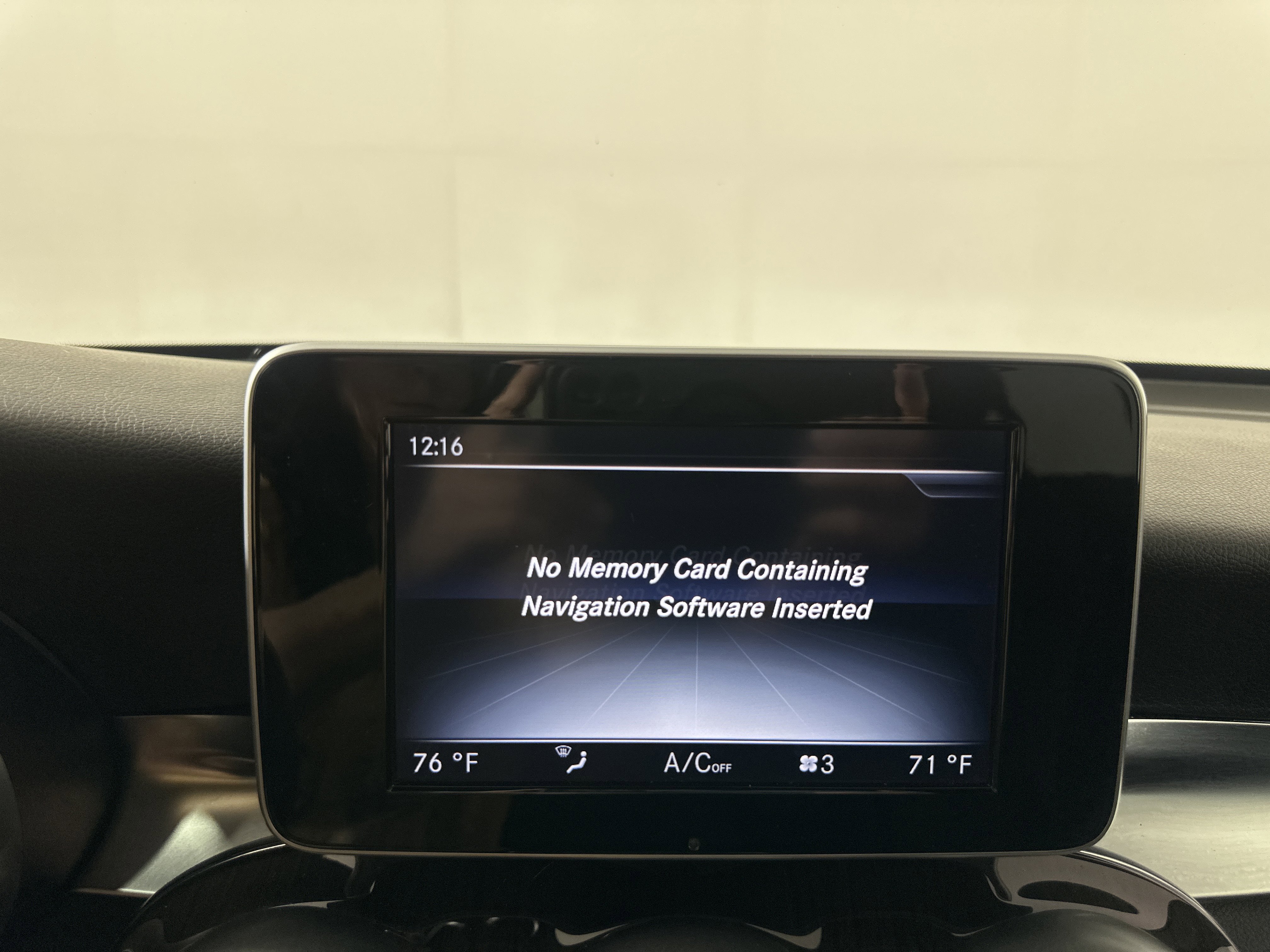 Used 2017 Polar White Mercedes-Benz GLC 300 image 15