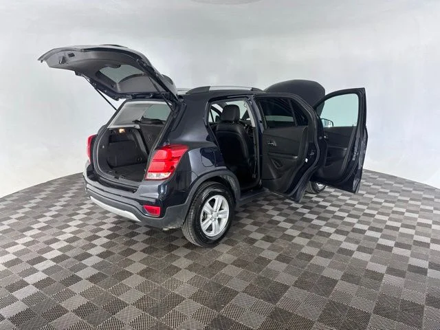 Used 2022 Blue Chevrolet LT image 14