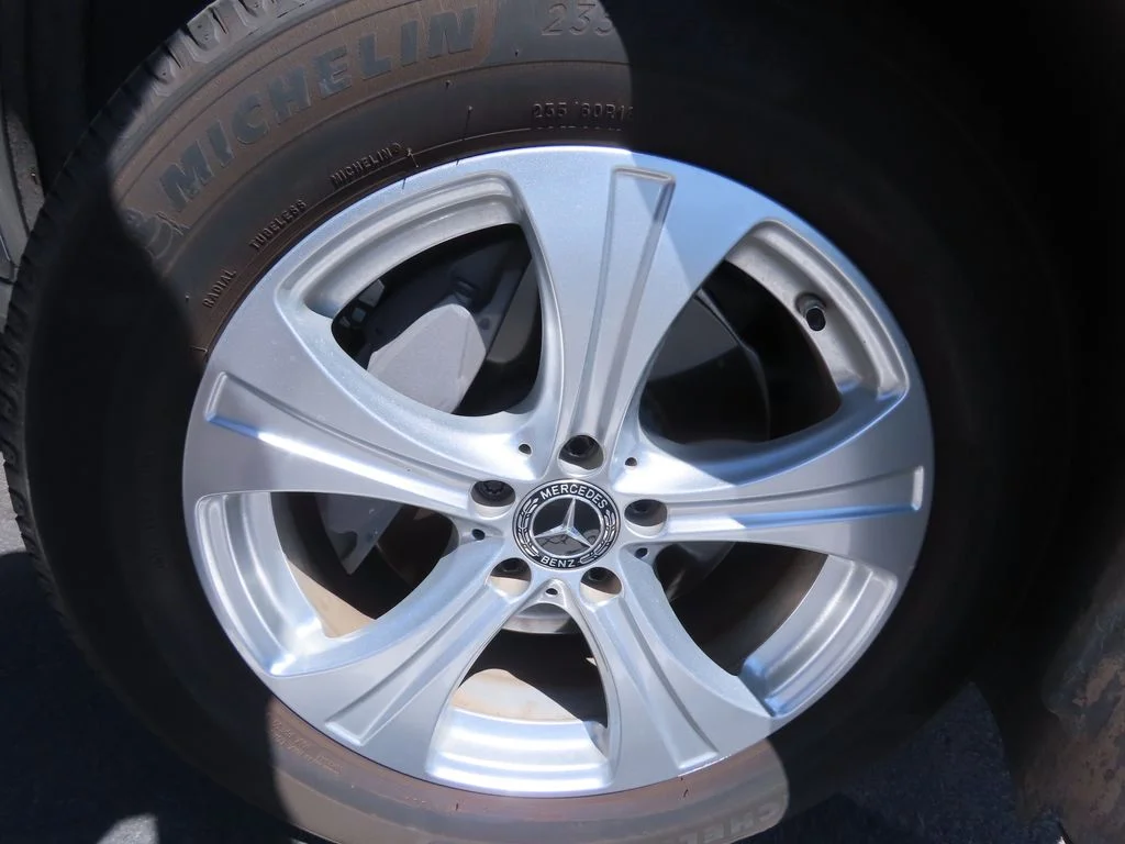 Used 2018 Blue Mercedes-Benz GLC 300 image 18