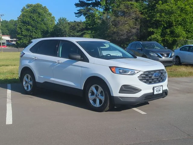 Used 2020 White Ford SE image 15