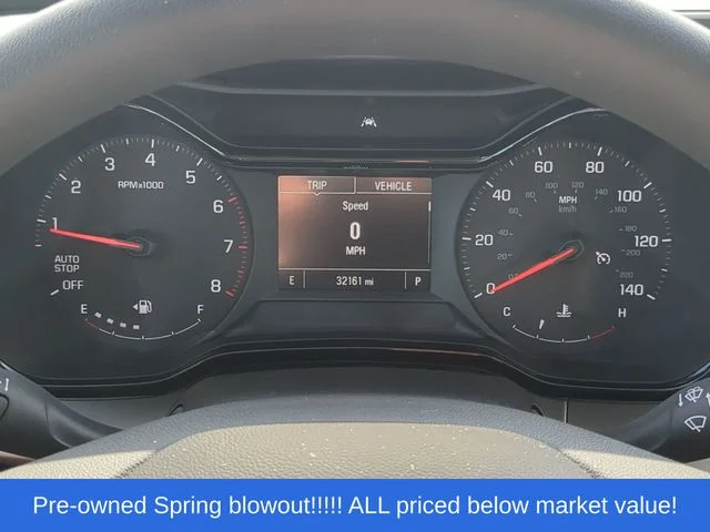 Used 2025 White Chevrolet LS image 27