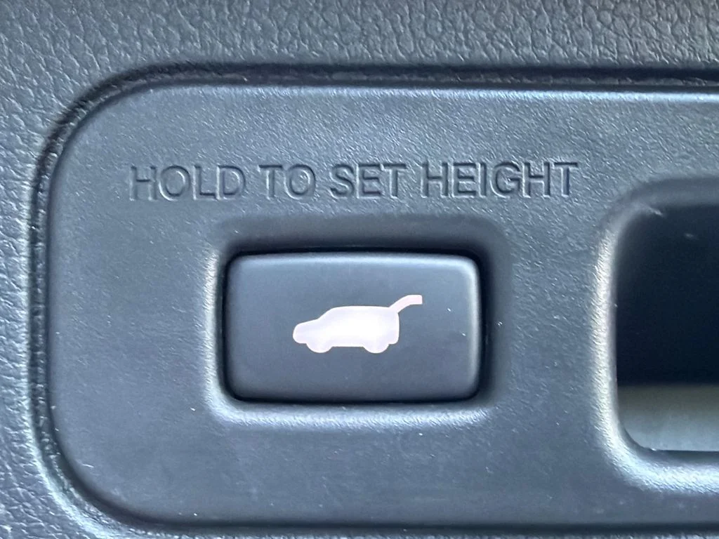Used 2024 White Honda Touring image 19
