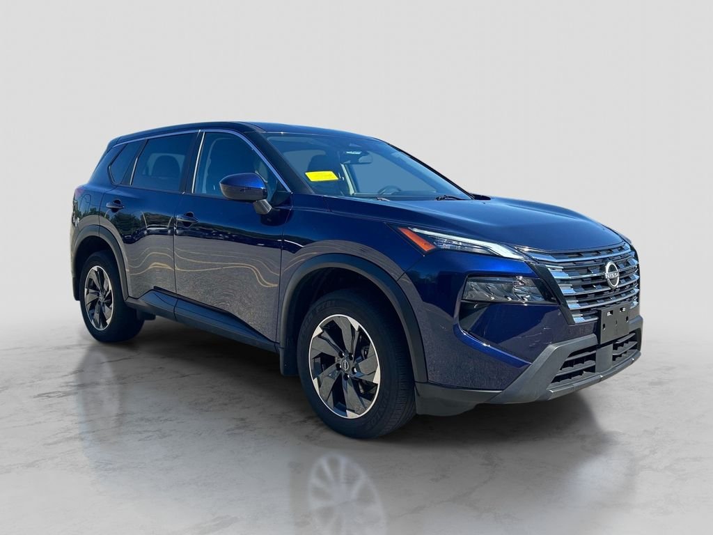 Used 2024 Blue Nissan SV image 7