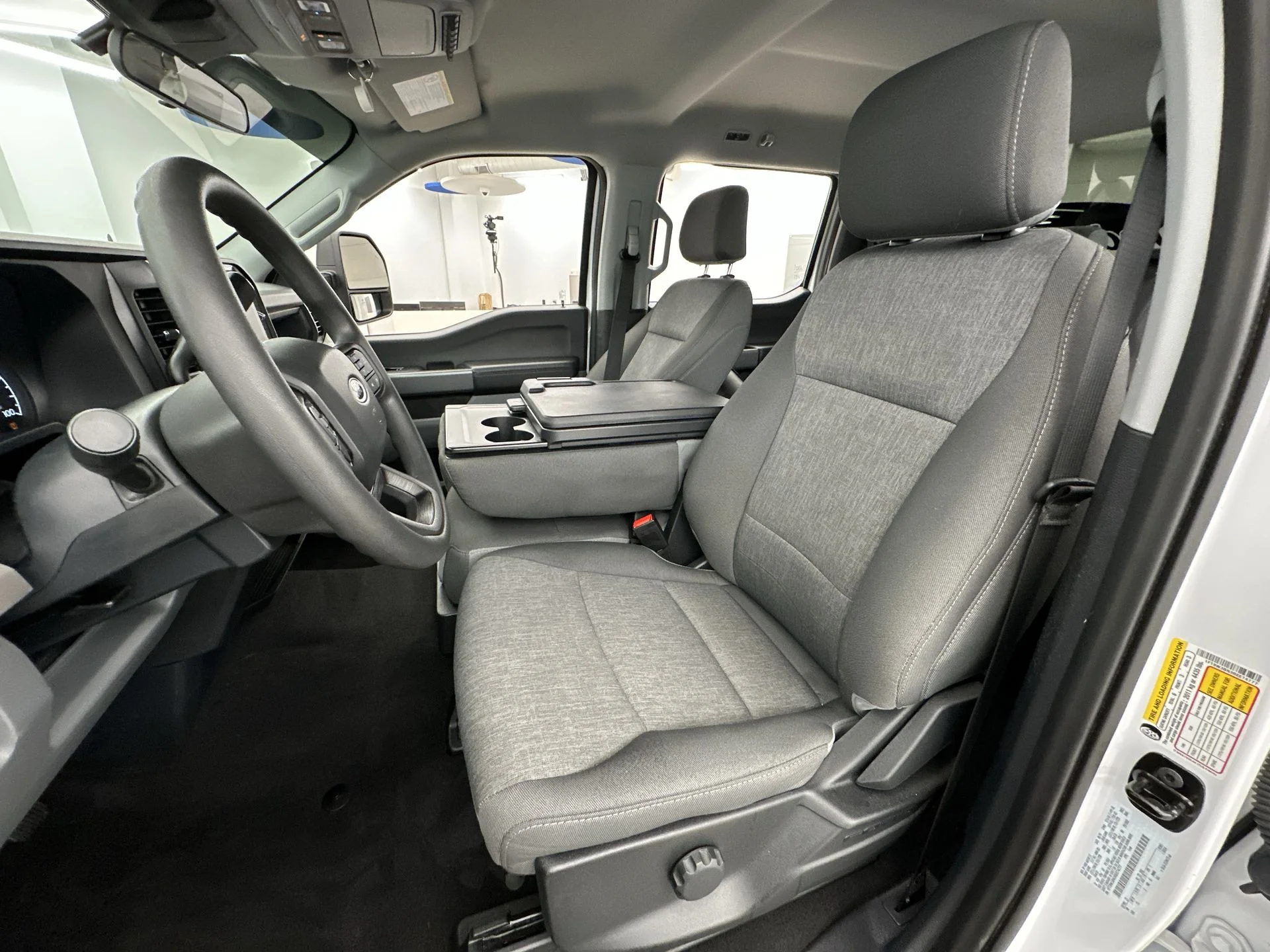 Used 2024 White Ford XL image 9