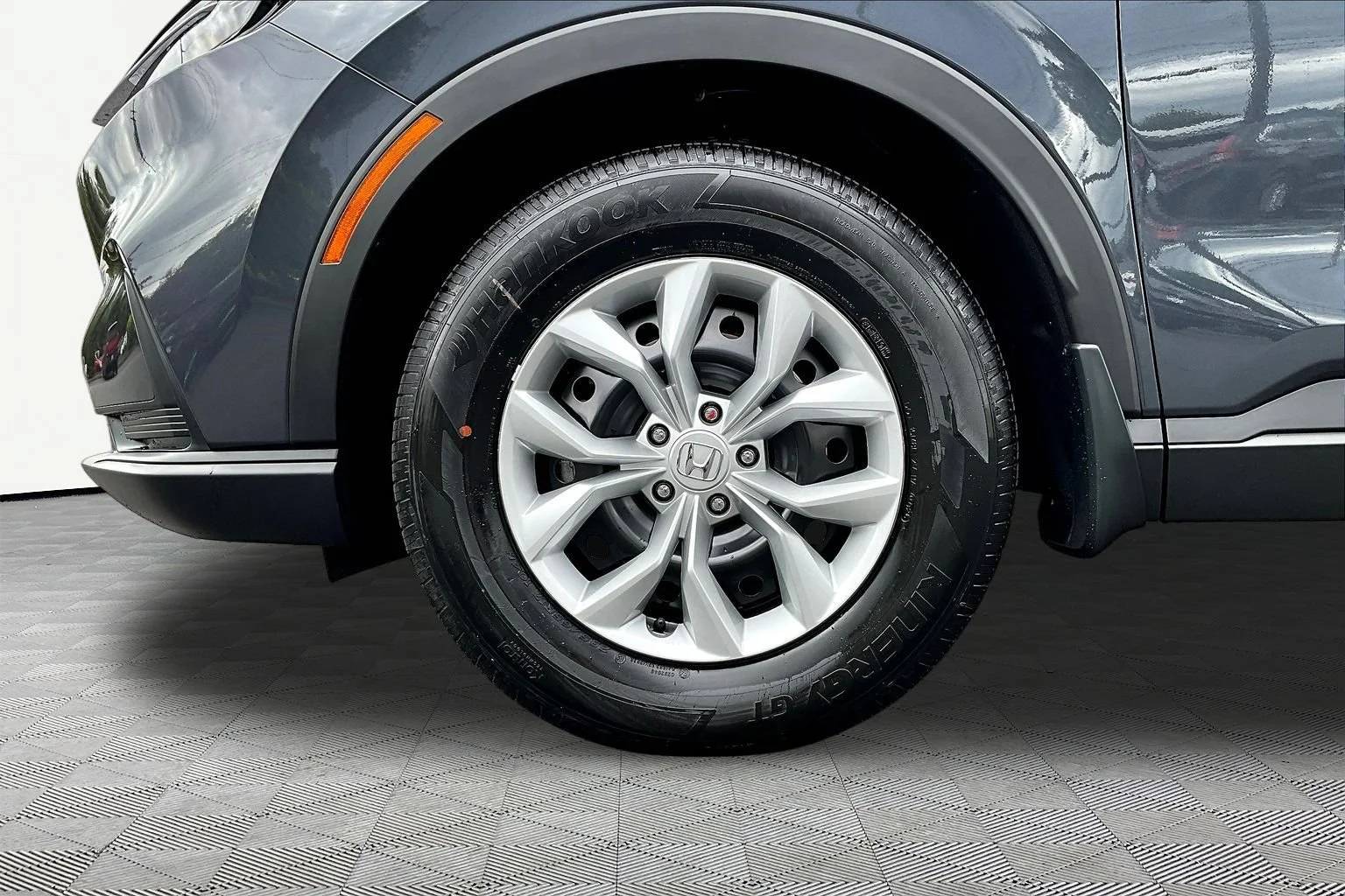 New 2026 Meteorite Gray Metallic Honda LX image 13