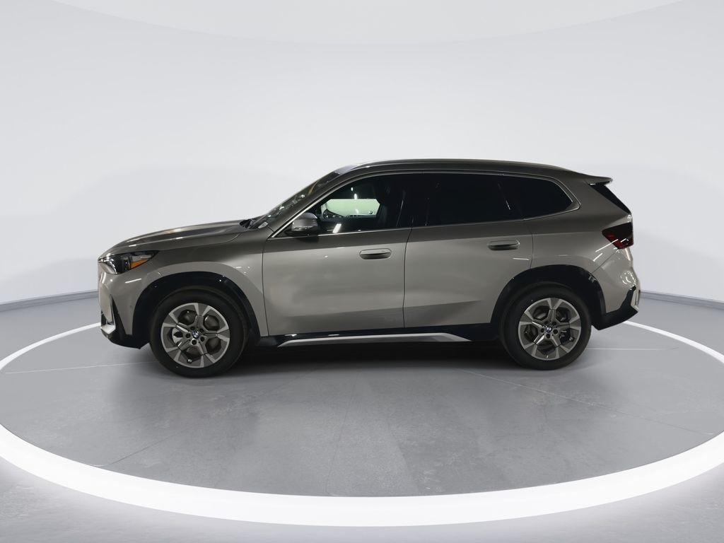 Used 2026 Silver Metallic BMW xDrive28i image 5