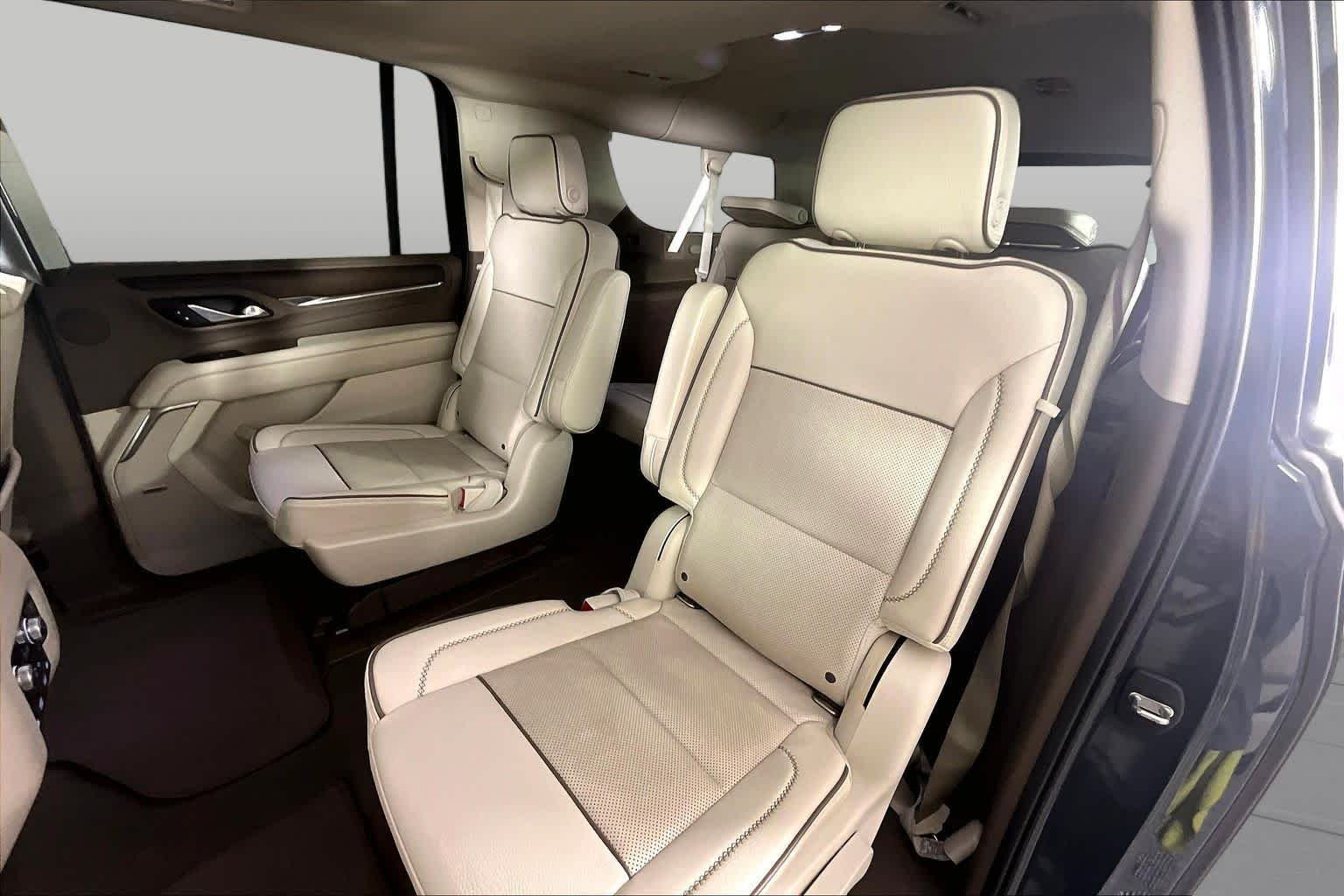 Used 2021 Dark Sky Metallic GMC Denali image 19