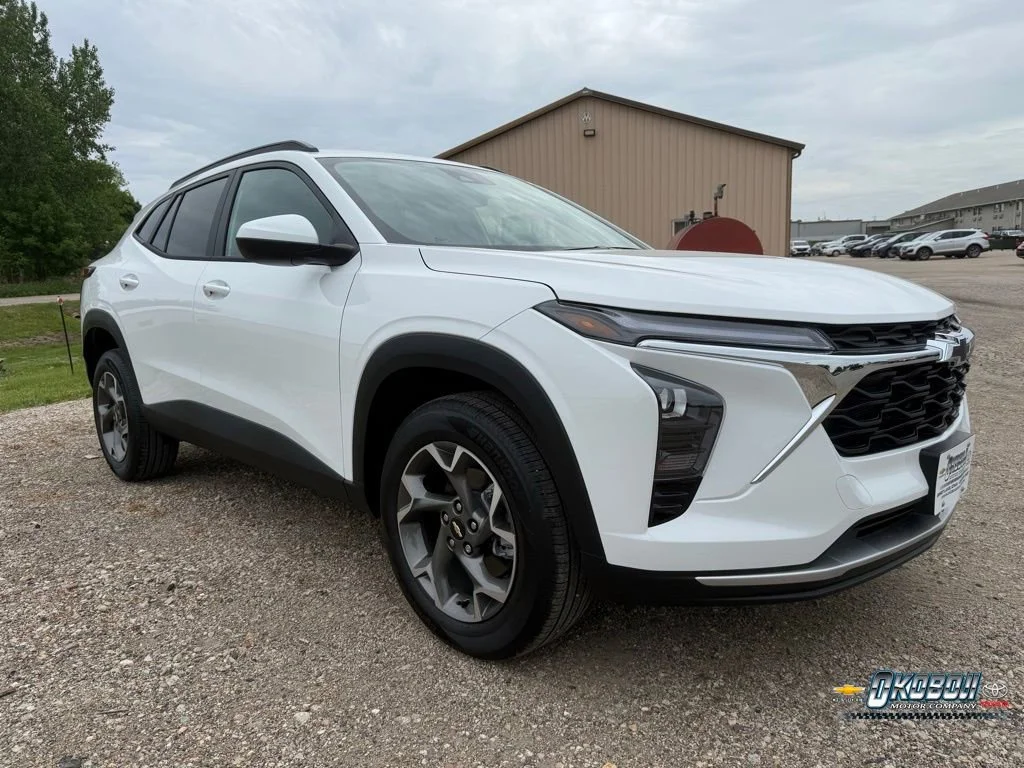 2026 Chevrolet Trax LT's photo