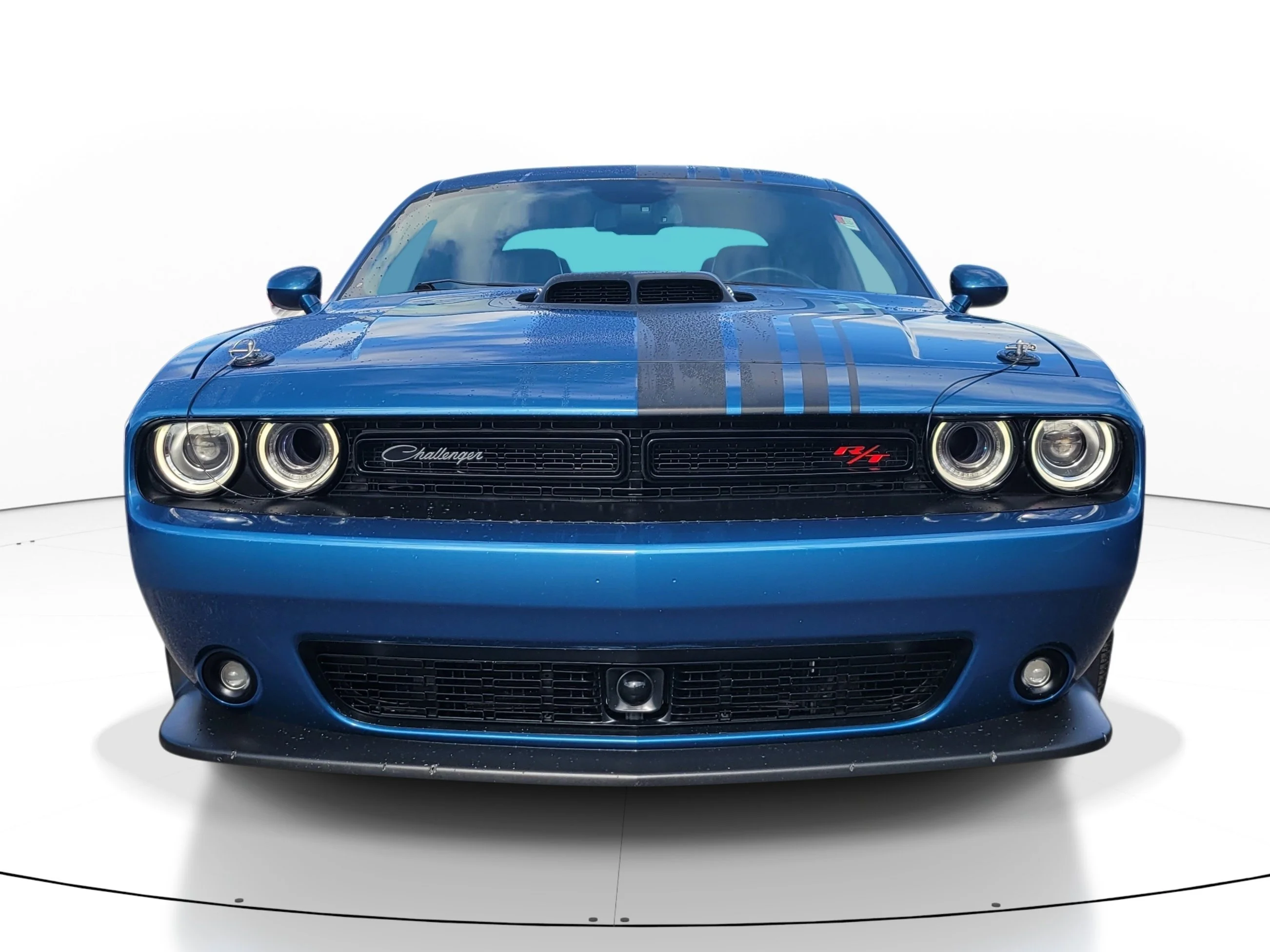 Used 2022 Frostbite Dodge R/T Scat Pack image 2