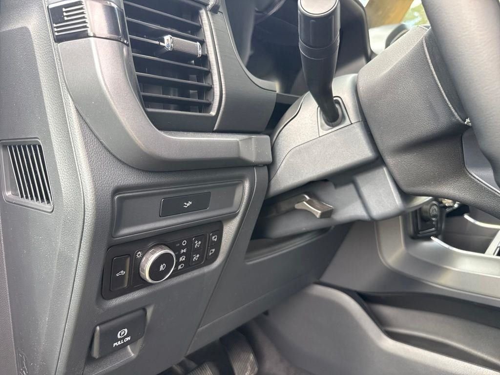 New 2026 White Ford XLT image 17