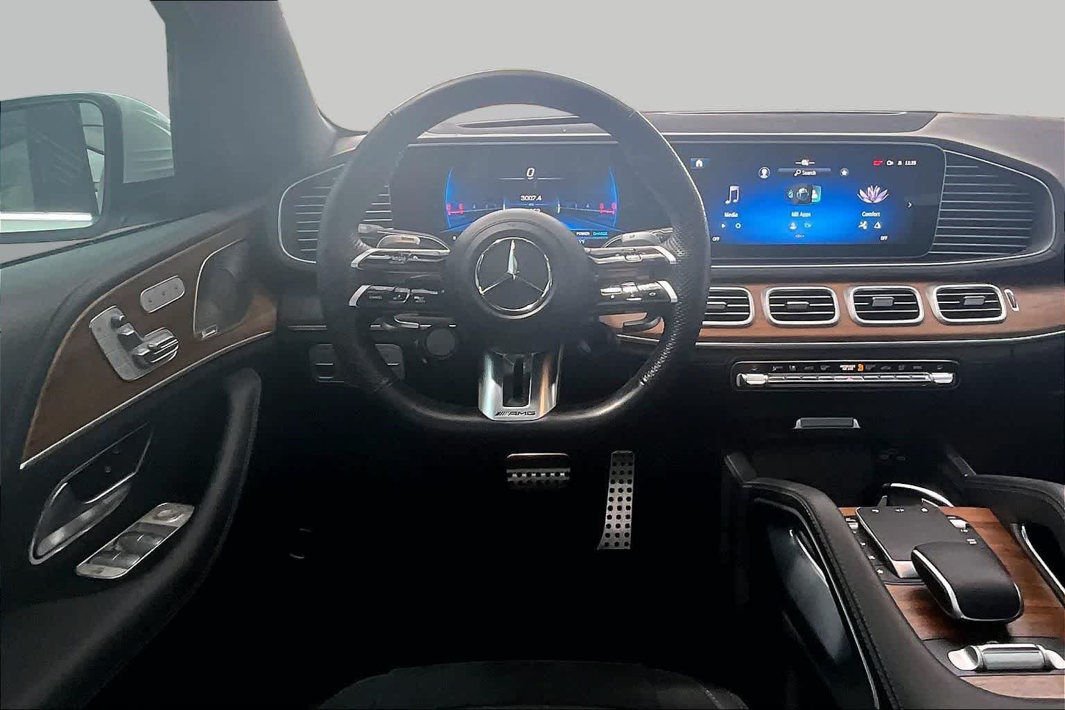 Used 2024 MANUFAKTUR Diamond White Metallic Mercedes-Benz AMG® GLE 53 image 6