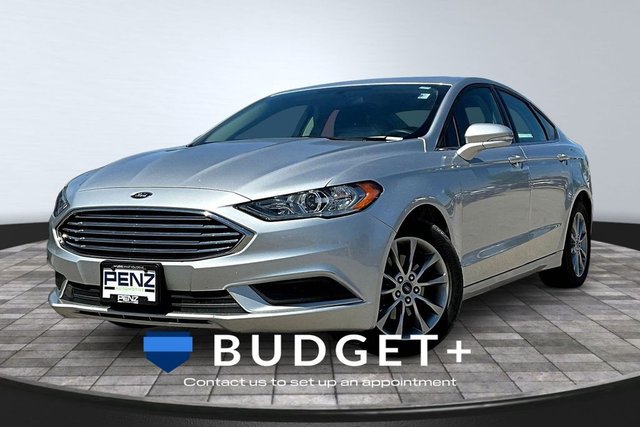 2017 Ford Fusion SE FWD's photo