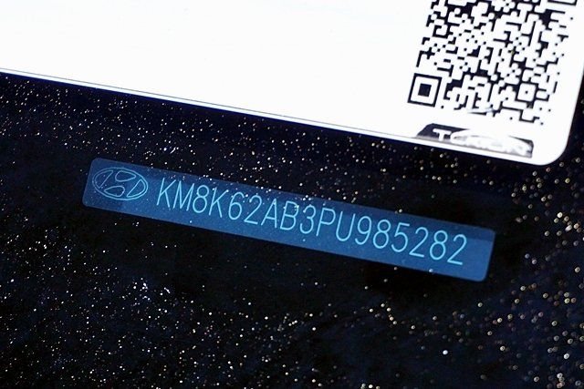 Used 2023 Silver Hyundai SEL image 32