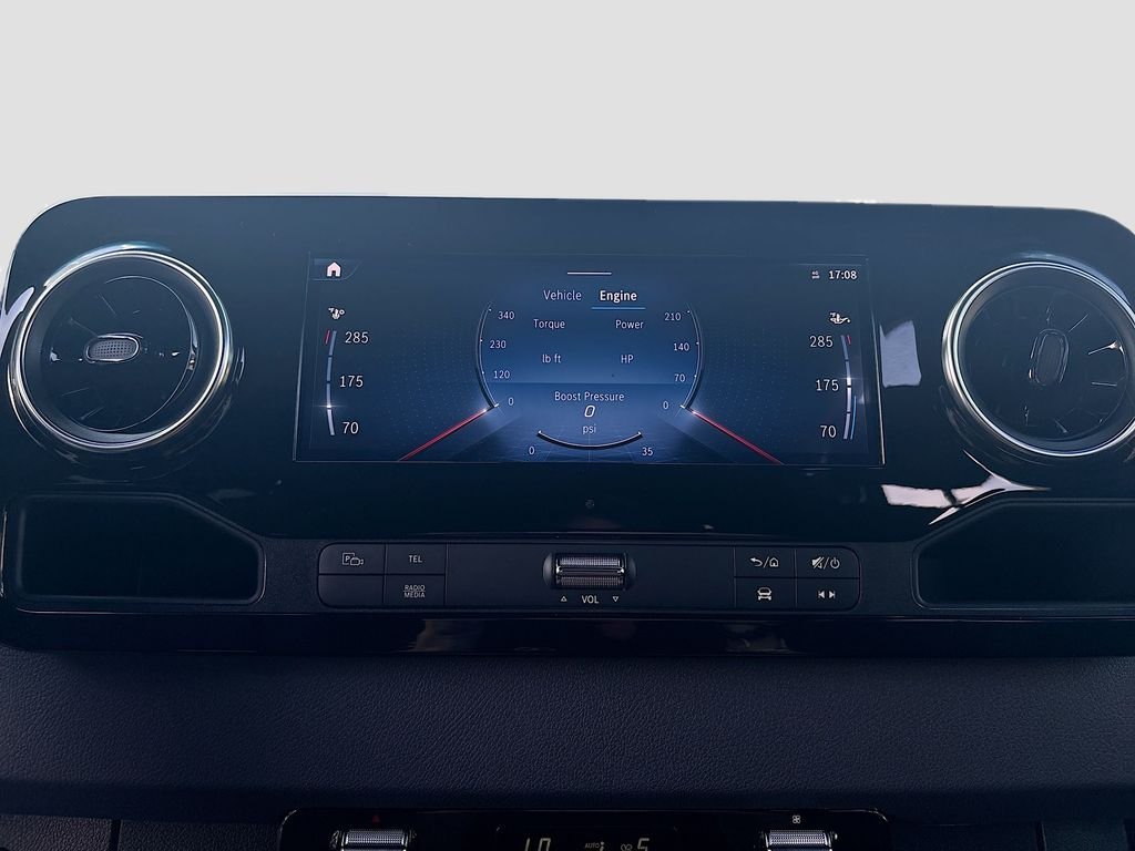 New 2026  Mercedes-Benz Passenger 170 WB image 39