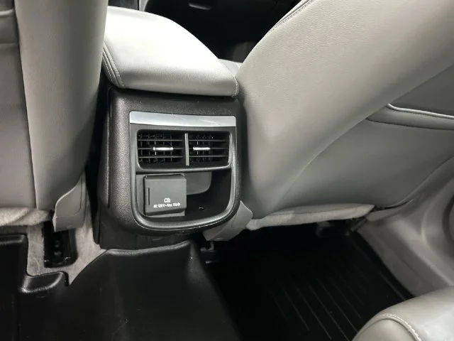 Used 2018 Blue Chevrolet Premier image 26