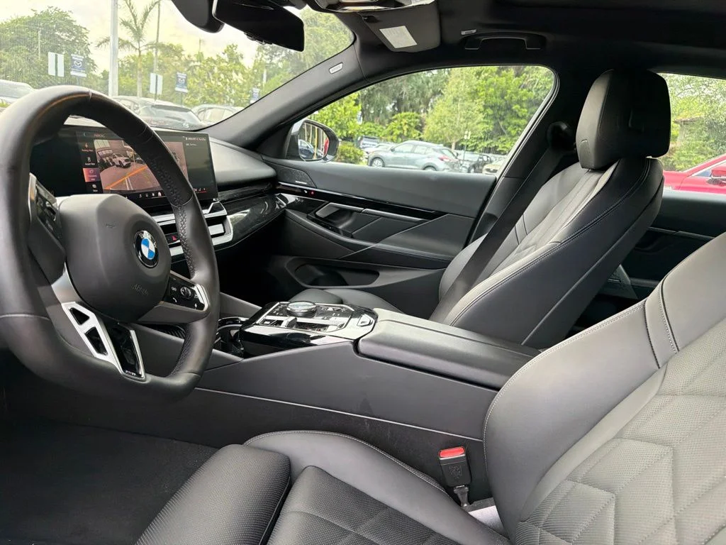 Used 2026 Dark Graphite BMW 530i xDrive image 17