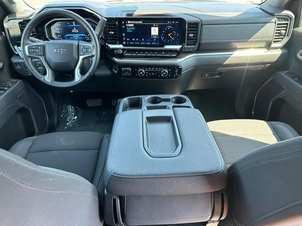 Used 2026 Summit White Chevrolet RST image 11