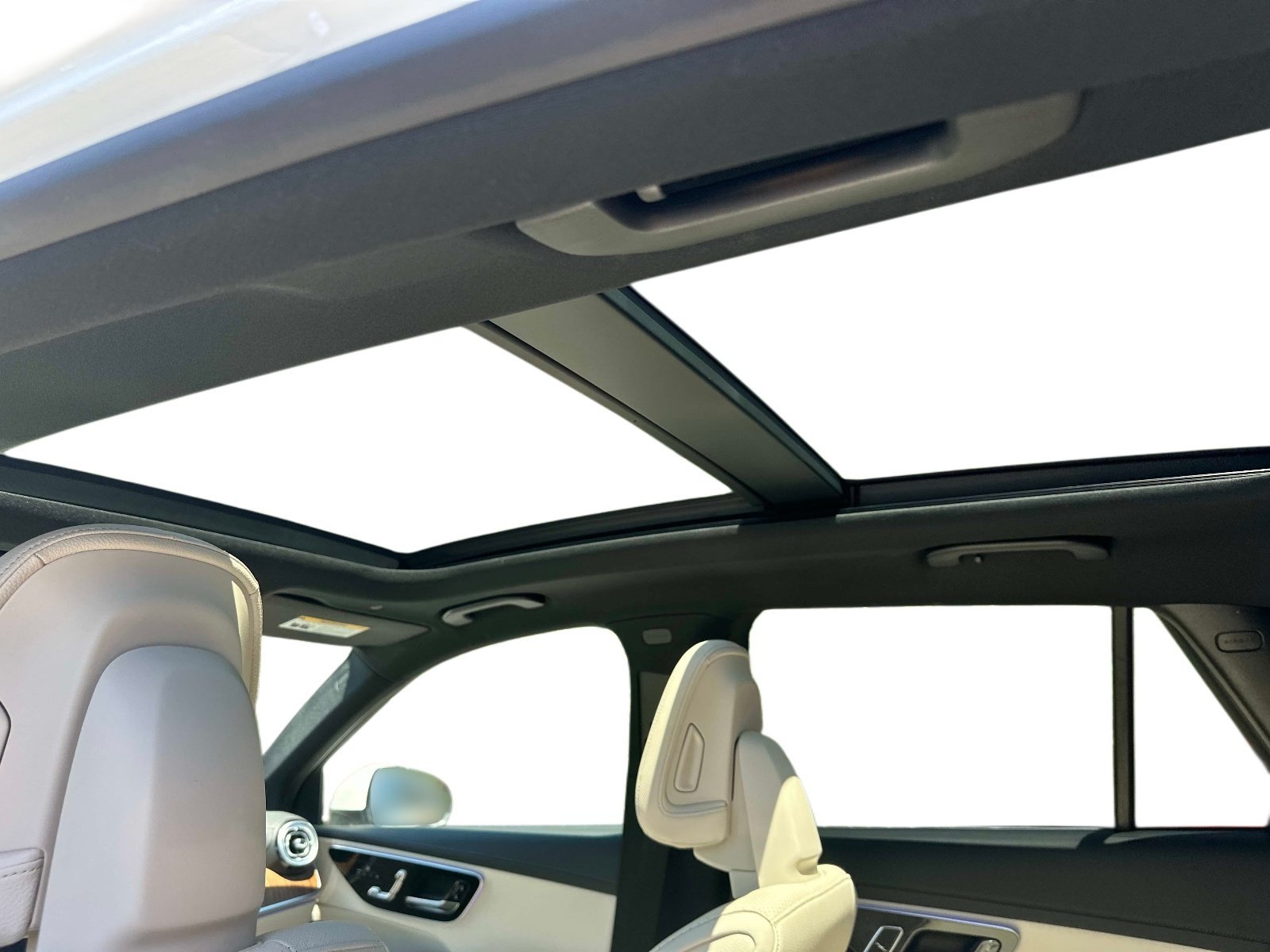 Certified Used 2023 Polar White Mercedes-Benz GLC 300 image 12